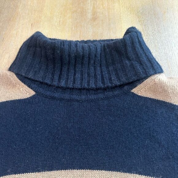 MAX MARA Wool Cashmere Turtleneck Sweater - Picture 6 of 10